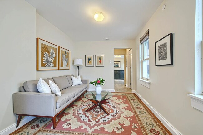 Foto del edificio - 229 S Ann St