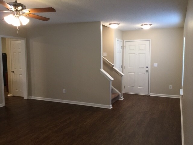 Foto del edificio - 314 Brickhope Ln