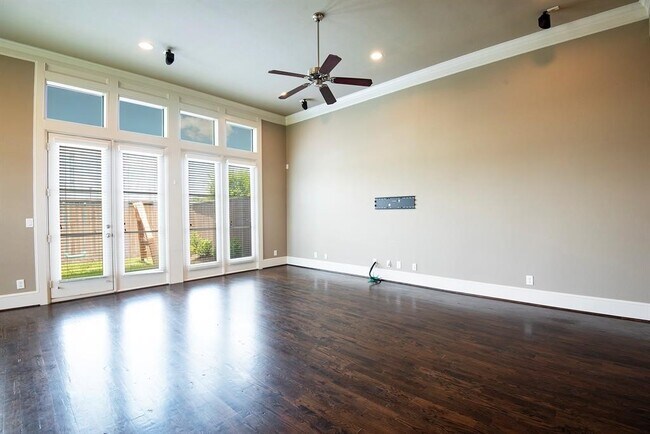 Foto del edificio - 9948 Woodwind Ln