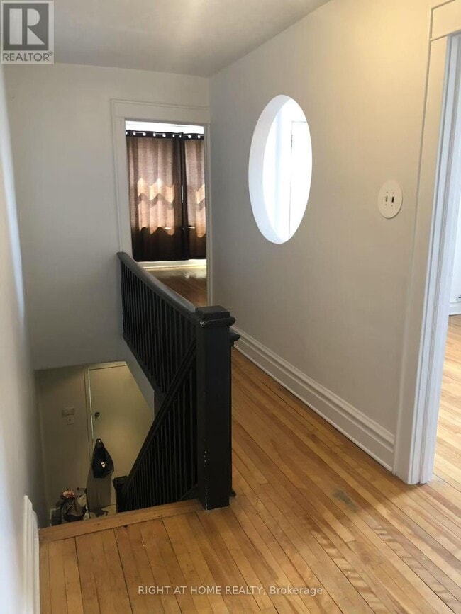 Photo du bâtiment - 409-409B Preston St