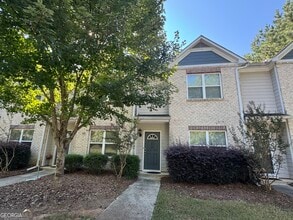 Building Photo - 1270 Binghampton Cir