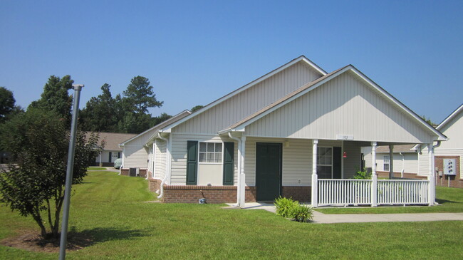 Building Photo - Meadow Crossing