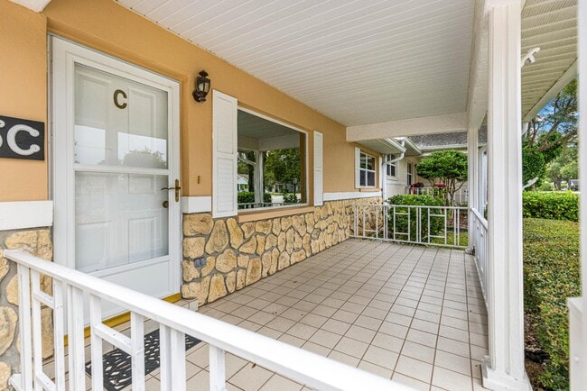 Foto del edificio - 8665 SW 94th St
