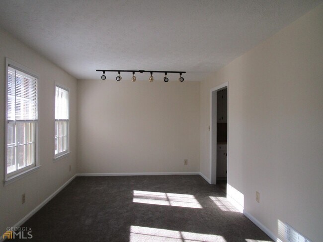Foto del edificio - 3065 Conrad Dr SW