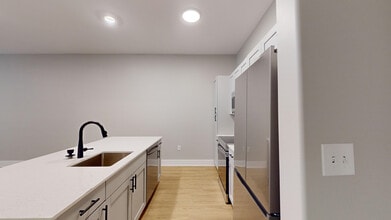 Interior Photo - Towson Promenade