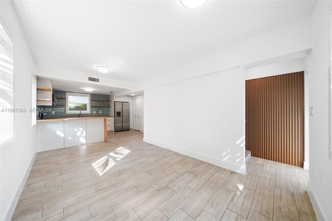 Foto del edificio - 1117 SW 13th St