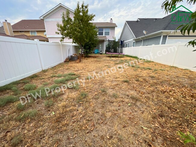 Building Photo - 9900 Cherry Hill Ln