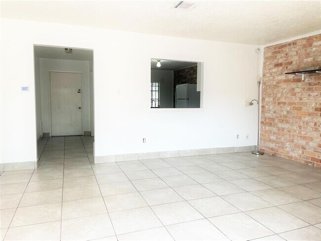 Foto del edificio - 7453 Cook Rd