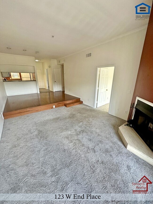 Foto del edificio - 123 West End Pl