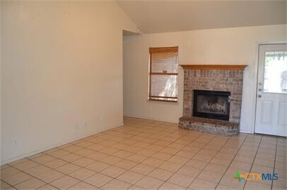 Building Photo - 2614 Hidden Hill Dr