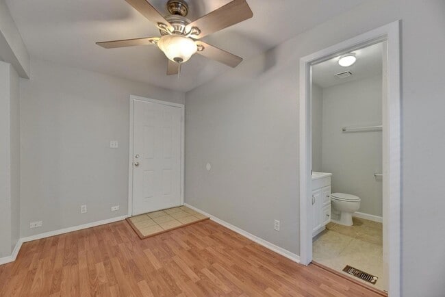 Building Photo - 2712 Whitis Ave
