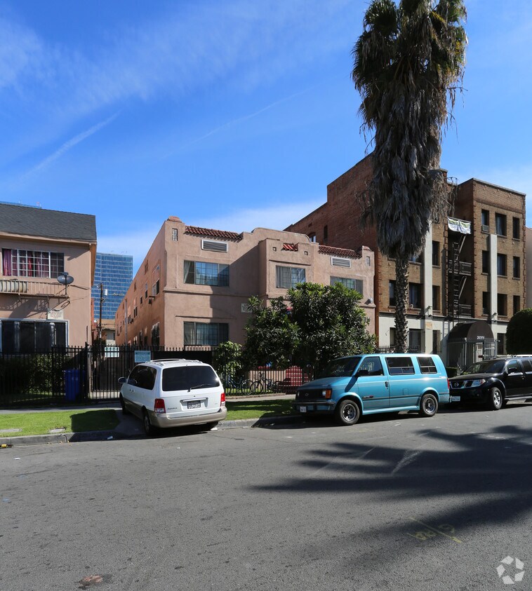 3057 Leeward Ave, Los Angeles, CA 90005 Apartments Los Angeles, CA