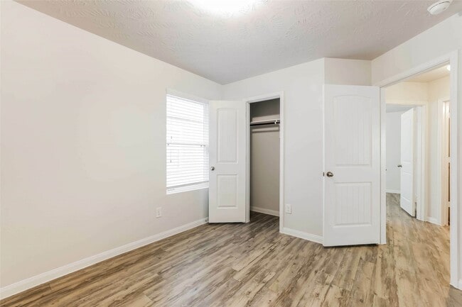 Building Photo - 10315 Blue Wonder Ln