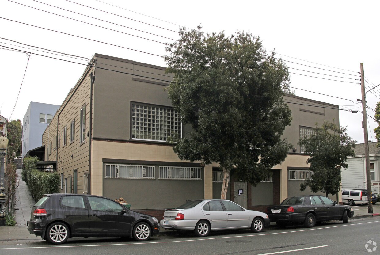 Primary Photo - 3012 Harrison St