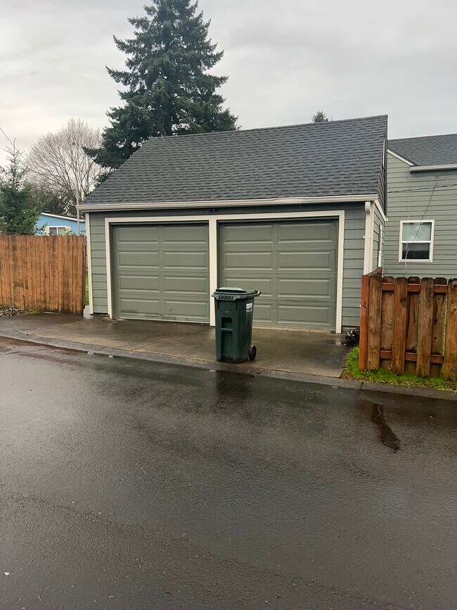 Foto del edificio - 8446 SE Orchard Ln