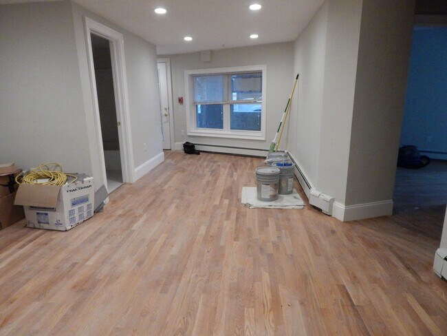 Foto del edificio - 483 Medford St