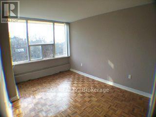 Building Photo - 160 Balmoral Ave