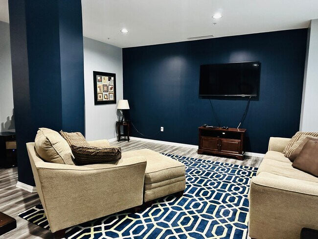 Foto del edificio - 225 N New Jersey St