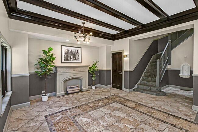 Foto del edificio - 6128 S Woodlawn Ave