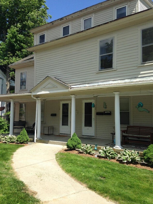 Front of house - 106 Hudson St