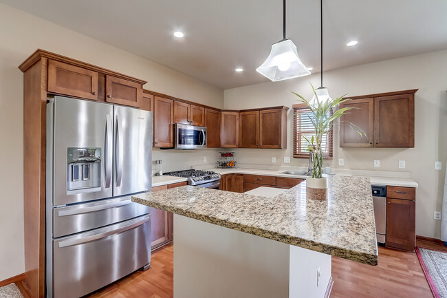 Building Photo - 330 S Legacy Way