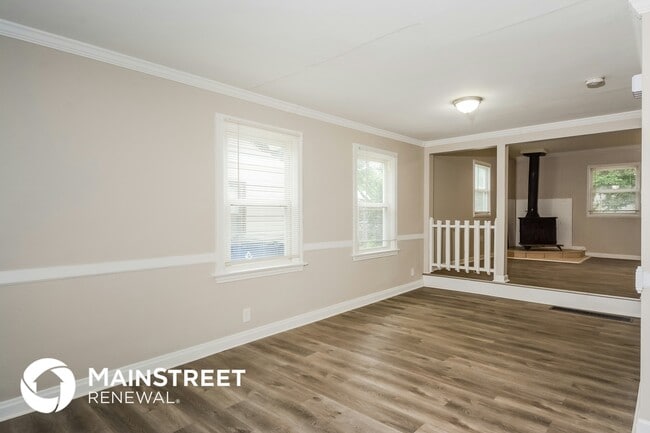 Foto del edificio - 9457 Harold Dr
