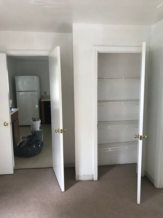 7 Burnham St Unit 2, Gloucester, MA 01930 Apartments in Gloucester