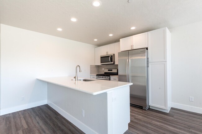 Foto del edificio - 817 NW 21st St