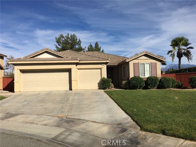 Foto principal - 1202 Daisy Dr