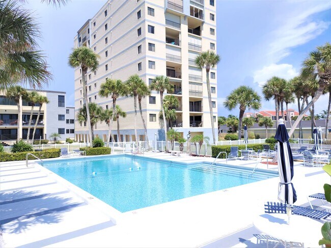 Foto del edificio - Seasonal Short-Term Condo located on Venic...