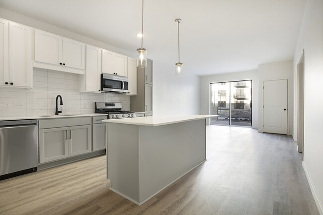 Kitchen - Risor of St. Louis Park - Active Adult 55+