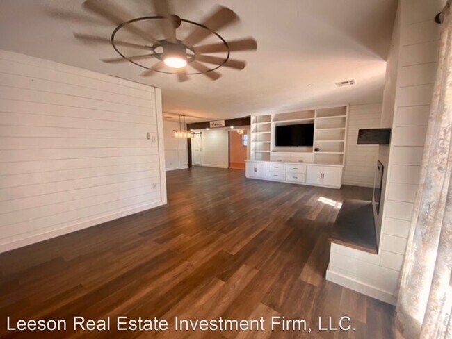 Building Photo - 3 br, 2 bath House - 1625 Success St