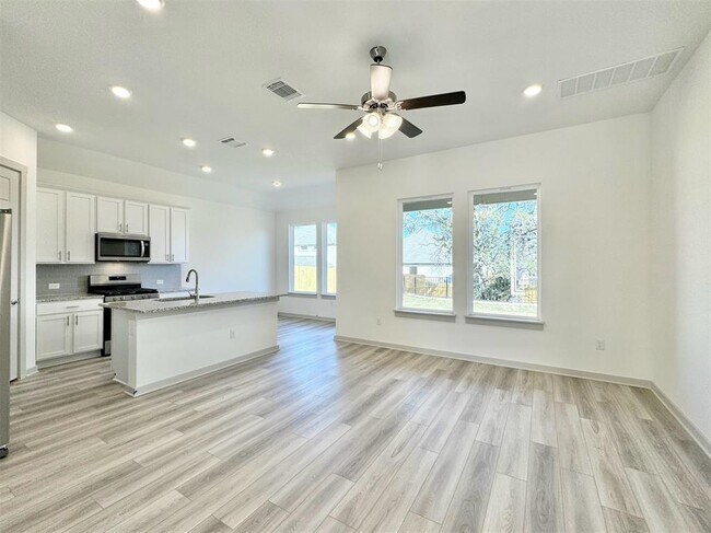 Foto del edificio - 500 Deerpath St