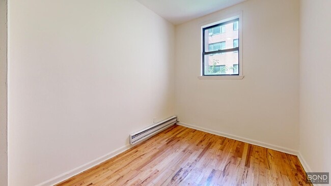 Building Photo - 269 W 73rd St