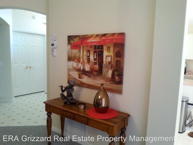 Building Photo - 912 San Saba Ct