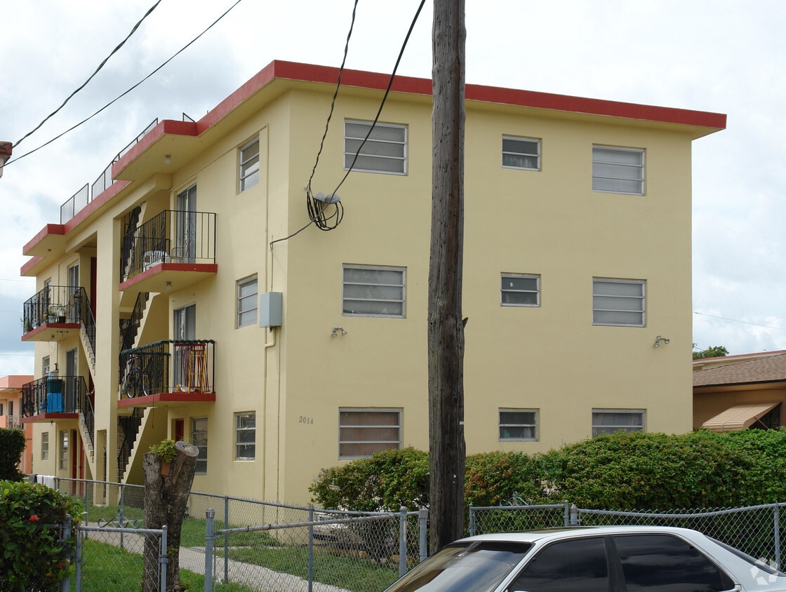Primary Photo - 2014 SW 3rd St