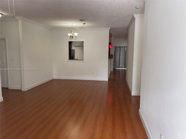 Building Photo - 425 NW 135th St