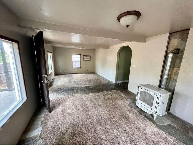 Foto del edificio - 230 SW Spring St