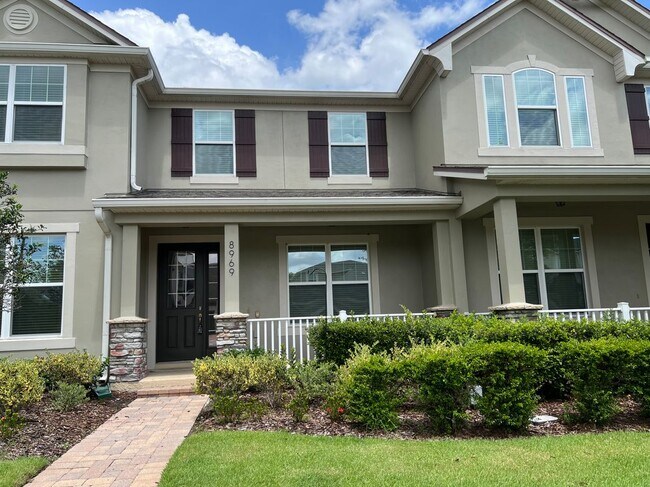 Foto del edificio - 8969 Fullerwood Ave