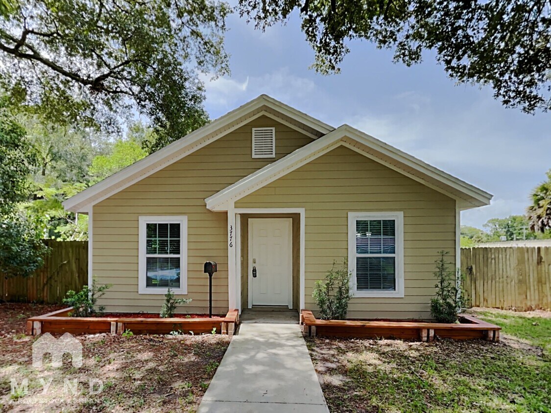 Foto principal - 3776 Freeman Rd