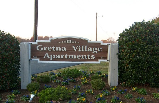  - Gretna Village