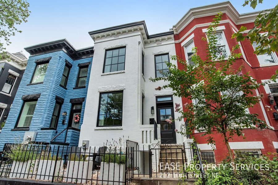Primary Photo - 212 10th St NE