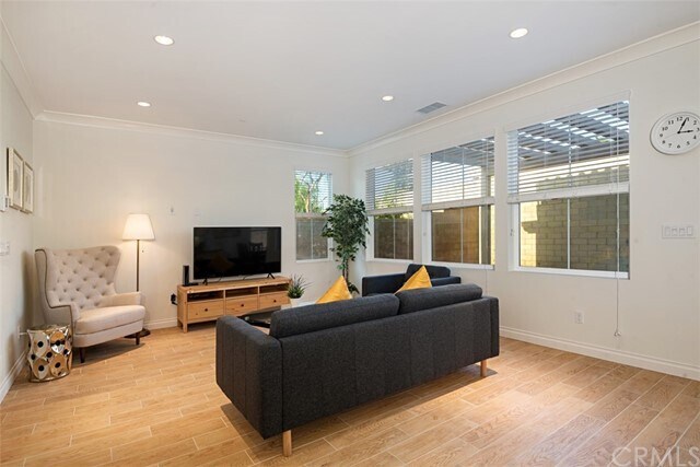 Foto del edificio - 83 Wildvine