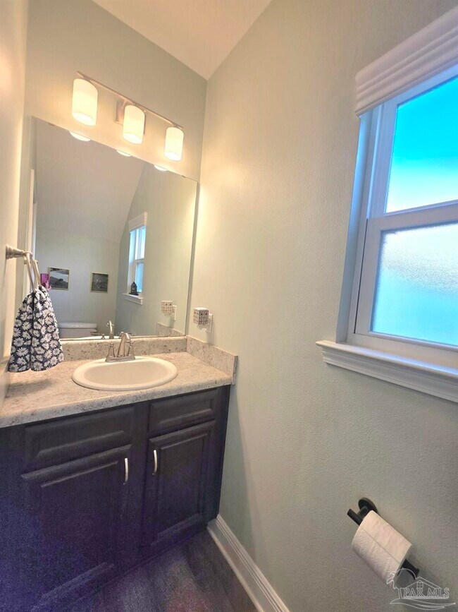 Foto del edificio - 826 Smiley Cir