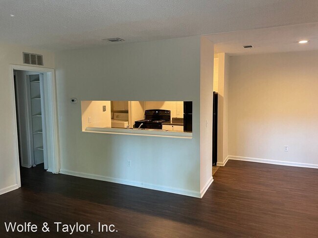 Foto del edificio - 2 br, 2 bath House - 207 Wedell Street  3E