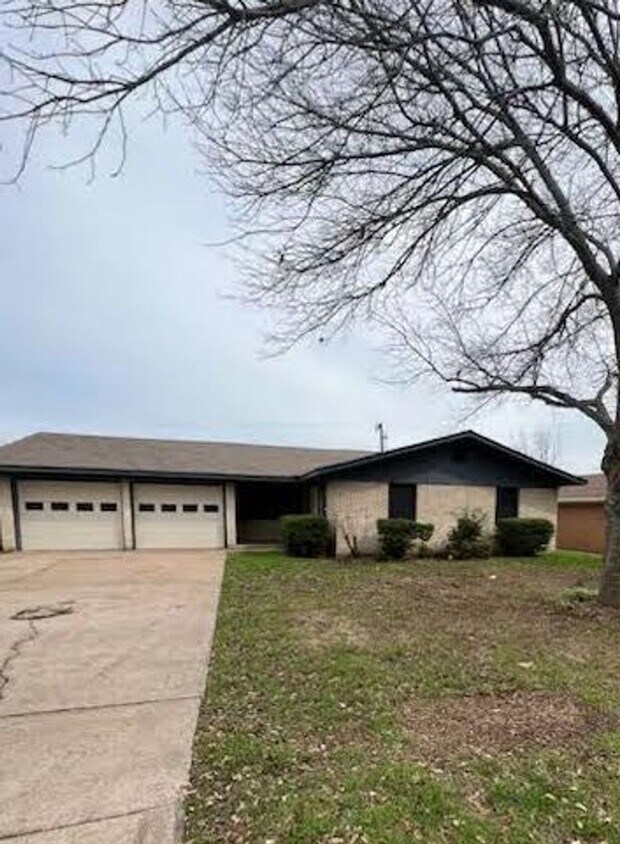 605 Carlyle Dr, Waco, TX 76710 House Rental in Waco, TX