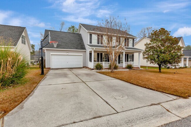 Foto del edificio - Immaculate Goose Creek Home!