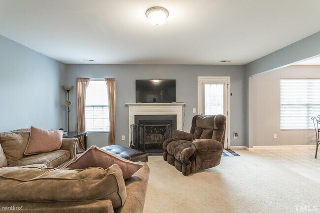 Building Photo - 3 br, 2.5 bath House - 3801 Burtons Barn S...