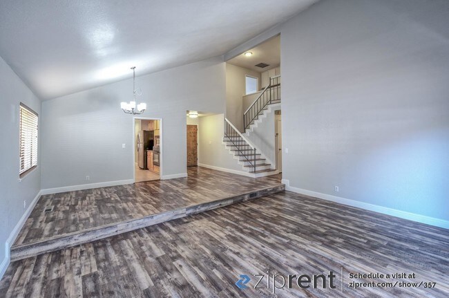 Foto del edificio - 24405 Calaveras Rd