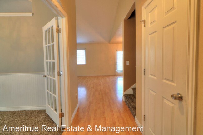 Foto del edificio - 3 br, 2.5 bath House - 378 S 410 W